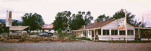 Capitol Reef Inn & Cafe Torrey Exterior foto
